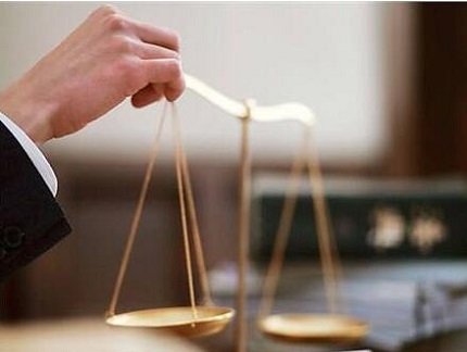 企业非法解除劳动合同如何协商维权？劳动者必看的法律指南