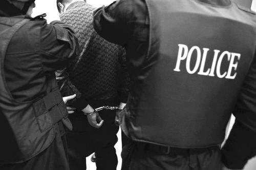 故意杀人但人没死被抓会构成故意杀人罪吗？