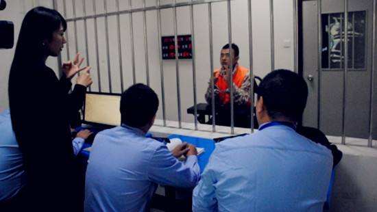 聋哑人抢劫，需要负刑事责任么？