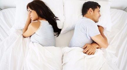男女未婚同居，分手时男方买的车能分吗？