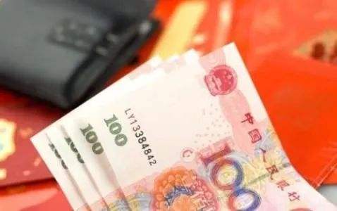 公司拖欠多少工资会构成犯罪？