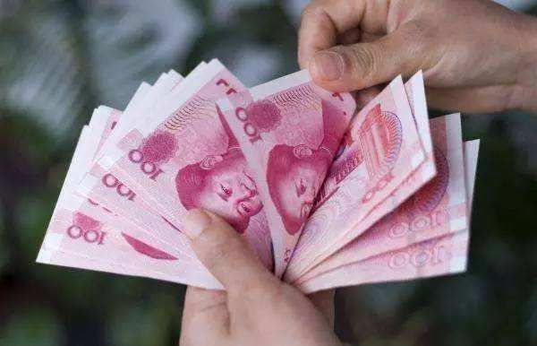 被解除劳动合同劳动者怎样能获得经济补偿金？