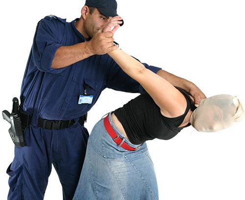 去法院自诉要先交起诉费吗