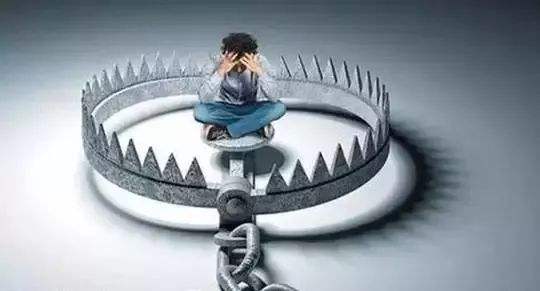 贷款人无力还贷，担保人承担什么责任？