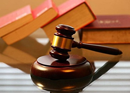 申请劳动仲裁要钱吗？申请劳动仲裁的流程是怎样的？