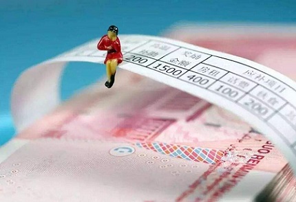 扣工资违法吗？扣工资怎么投诉？