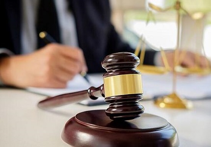什么情况下可以申请国家赔偿？申请时需要哪些材料？