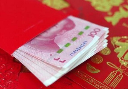 彩礼钱属于夫妻共同财产吗？女方不退还彩礼犯法吗？