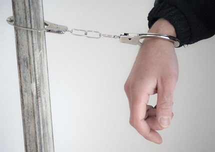 包庇罪如何认定？包庇罪需要承担的法律责任有哪些？