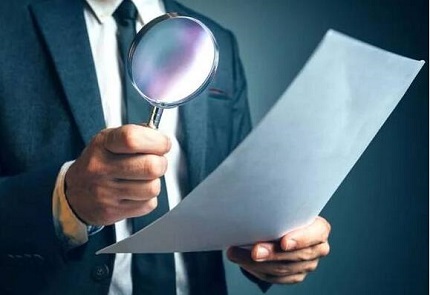 劳动仲裁需要请律师吗？劳动仲裁请律师多少钱？