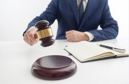 贩毒罪律师费怎么收？贩毒罪请律师和不请的区别有哪些？