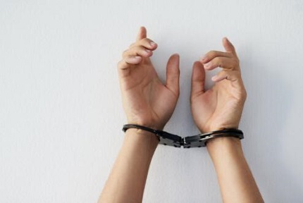 深圳犯罪嫌疑人被批捕后多久通知家属？可以取保候审吗？