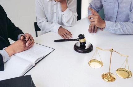 深圳犯罪嫌疑人请律师要钱吗？犯罪嫌疑人请律师有什么用？
