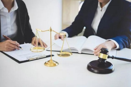 共同犯罪如何认定主犯？共同犯罪主犯可以缓刑吗？