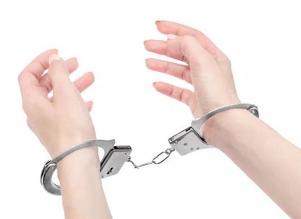 袭警罪请律师最低判多久？袭警罪请警察写谅解书有用吗？