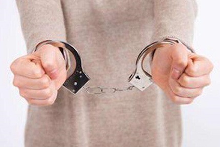 吸毒被抓会通知家属吗?吸毒被拘留家属可以去看吗?