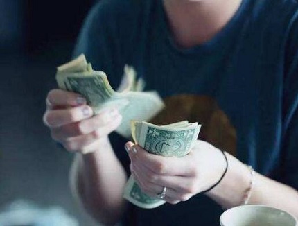 借钱不还找律师有用吗？