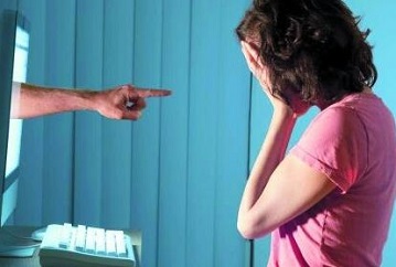 报复陷害如何处理?