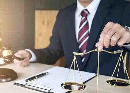 故意毁坏财物罪请律师要多少钱?