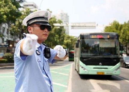 交通协警是做什么的?