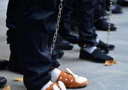 聚众斗殴罪属于刑事犯罪吗?