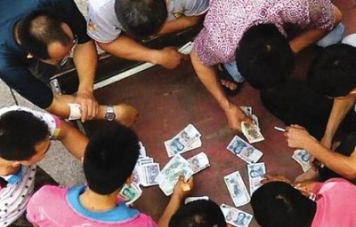 赌博罪被拘留期间可以取保候审出来吗？