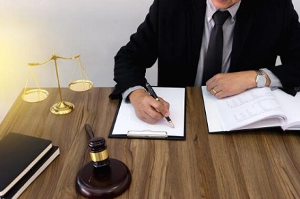 刑事案件请律师和不请律师的区别