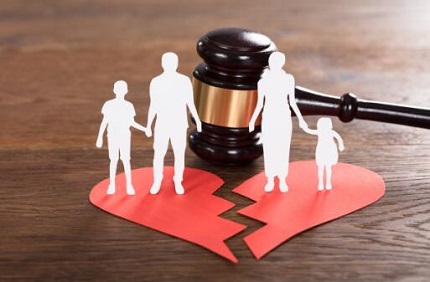 离婚官司被告不出庭可否判离？