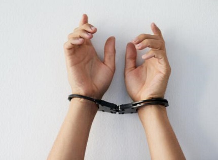 聚众斗殴被刑事拘留请律师好吗?
