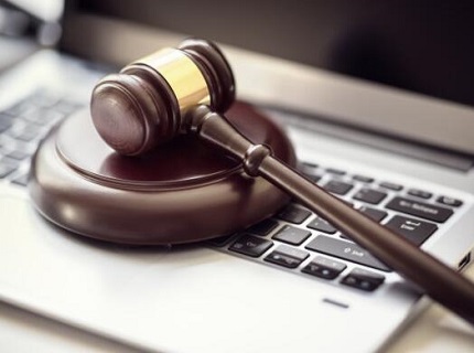 集资诈骗罪员工把钱退了可以出来吗?