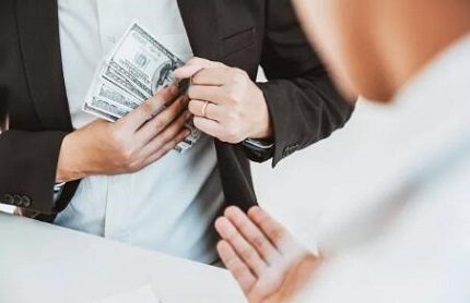 洗钱罪可以会见吗?