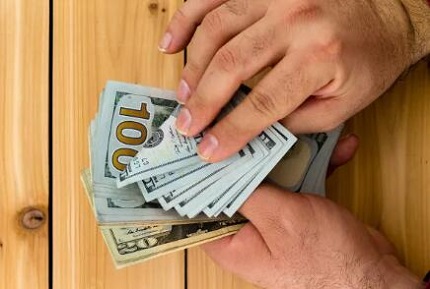 洗黑钱拘留可以保释出来吗?
