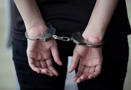 刑事拘留律师会见怎么收费?