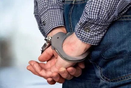 刑事拘留可以去探望吗?