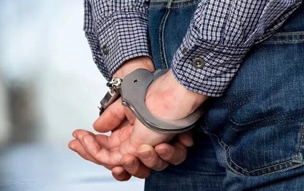 被刑事拘留后家属该怎么办？
