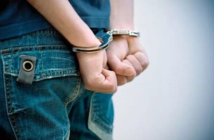 一、洗黑钱被拘留怎么办？