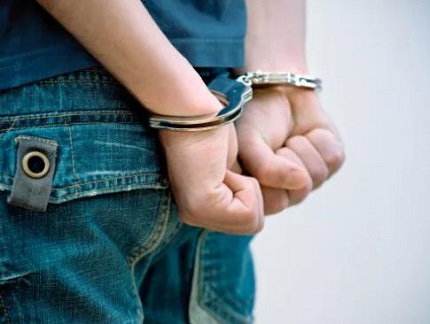深圳刑事拘留请律师多少钱?