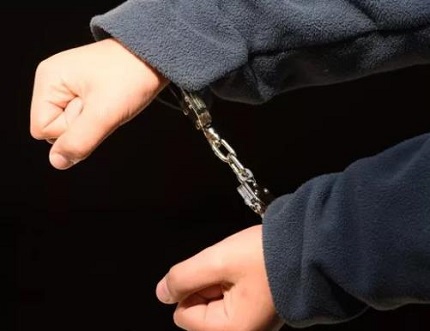 刑事拘留请律师要多少费用?
