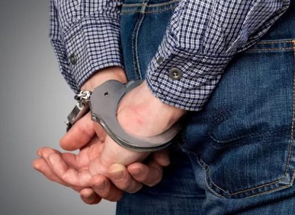 袭警罪需要请律师吗?
