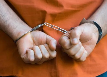袭警罪请律师得多少钱?