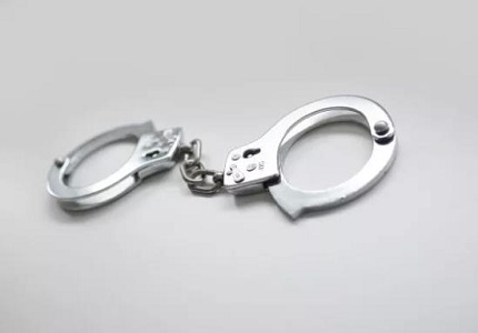 袭警罪拘留多久判刑?