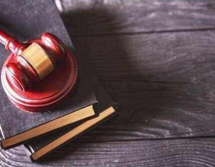 男子因涉嫌盗窃被刑事拘留 警方提醒市民加强防范意识