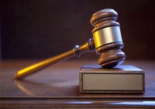 刑事和解程序详解：如何通过和解减轻刑罚与赔偿受害人