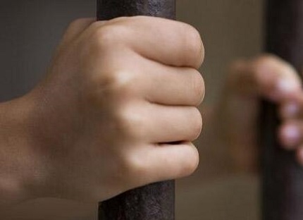深圳专业刑事律师团队提供高效辩护服务 24小时免费法律咨询 保障当事人合法权益