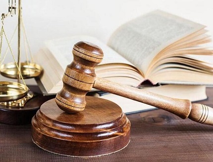 专业刑事辩护律师团队 | 高效维护当事人合法权益