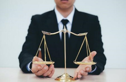 刑事诉讼律师专业辩护团队为您提供高效法律服务保障您的合法权益