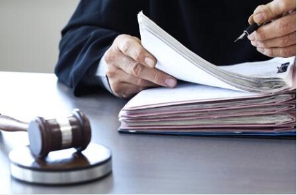 深圳企业非法解除劳动合同员工如何维权索赔及法律赔偿标准解析