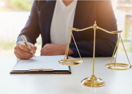 离婚财产如何公平分割？专业律师为您解答财产分配原则与常见问题处理方案