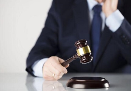 刑事和解流程与法律效力解析：如何通过和解减轻刑罚并保护被害人权益