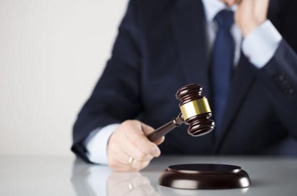 深圳刑事辩护律师的会见当事人